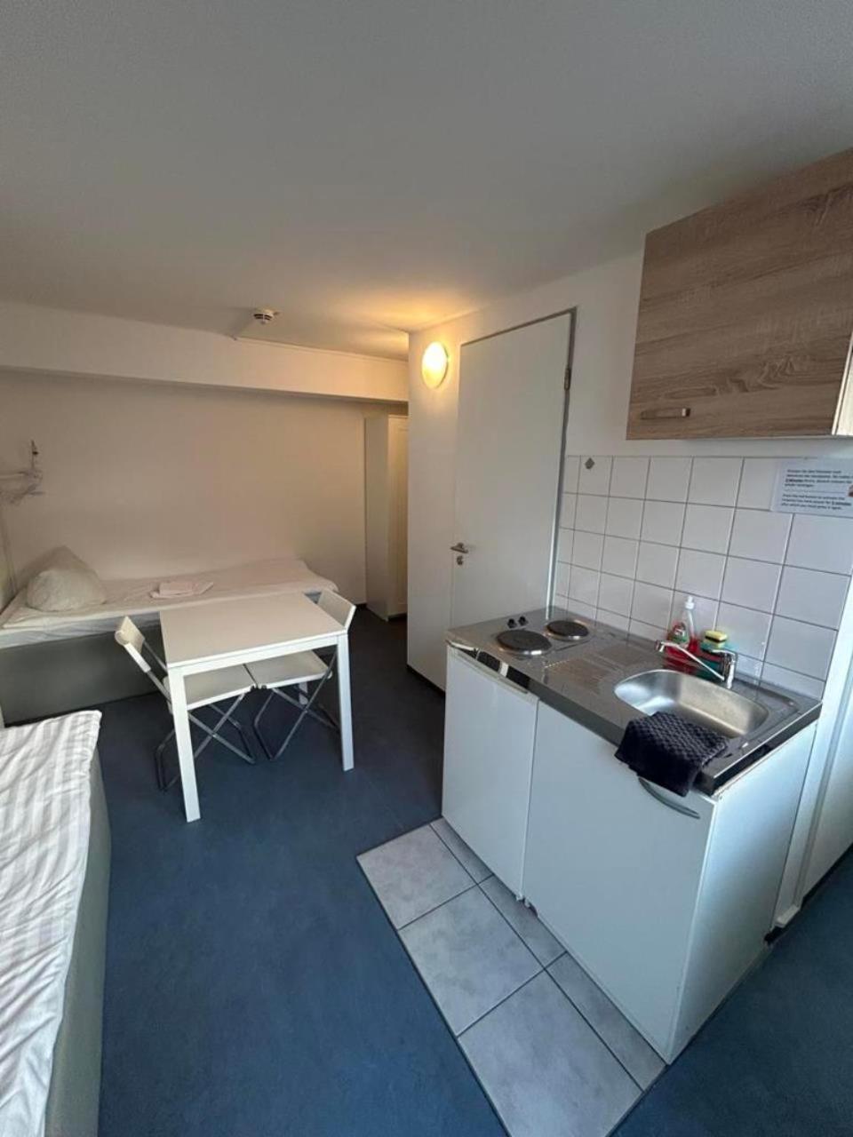 Apartment Budget Station Aparthostel