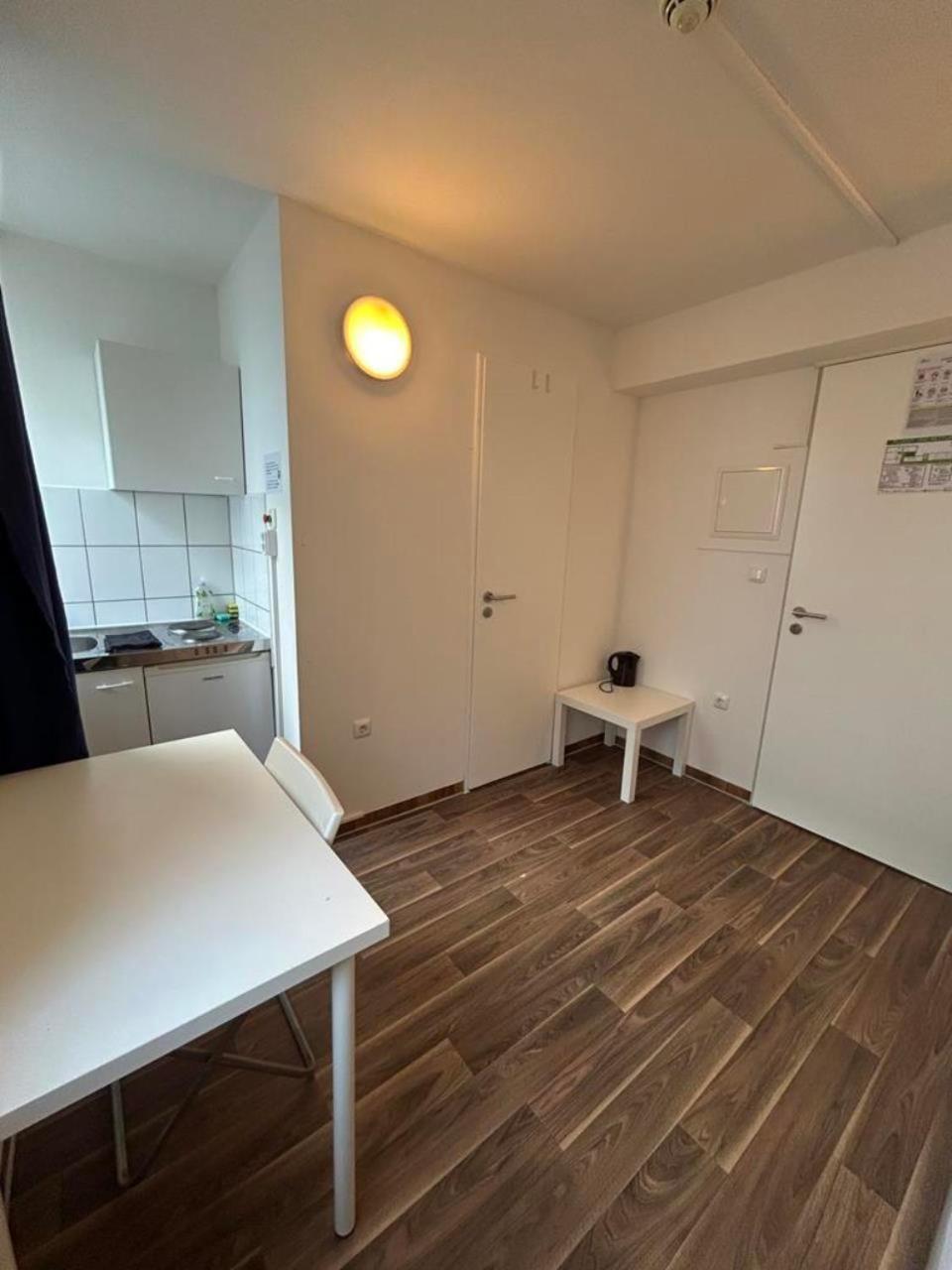 Apartment Budget Station Aparthostel