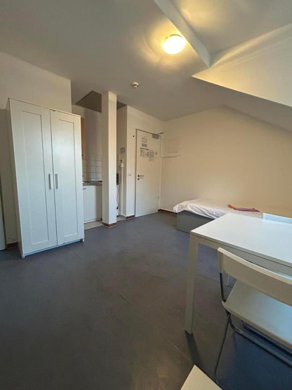 Apartment Budget Station Aparthostel