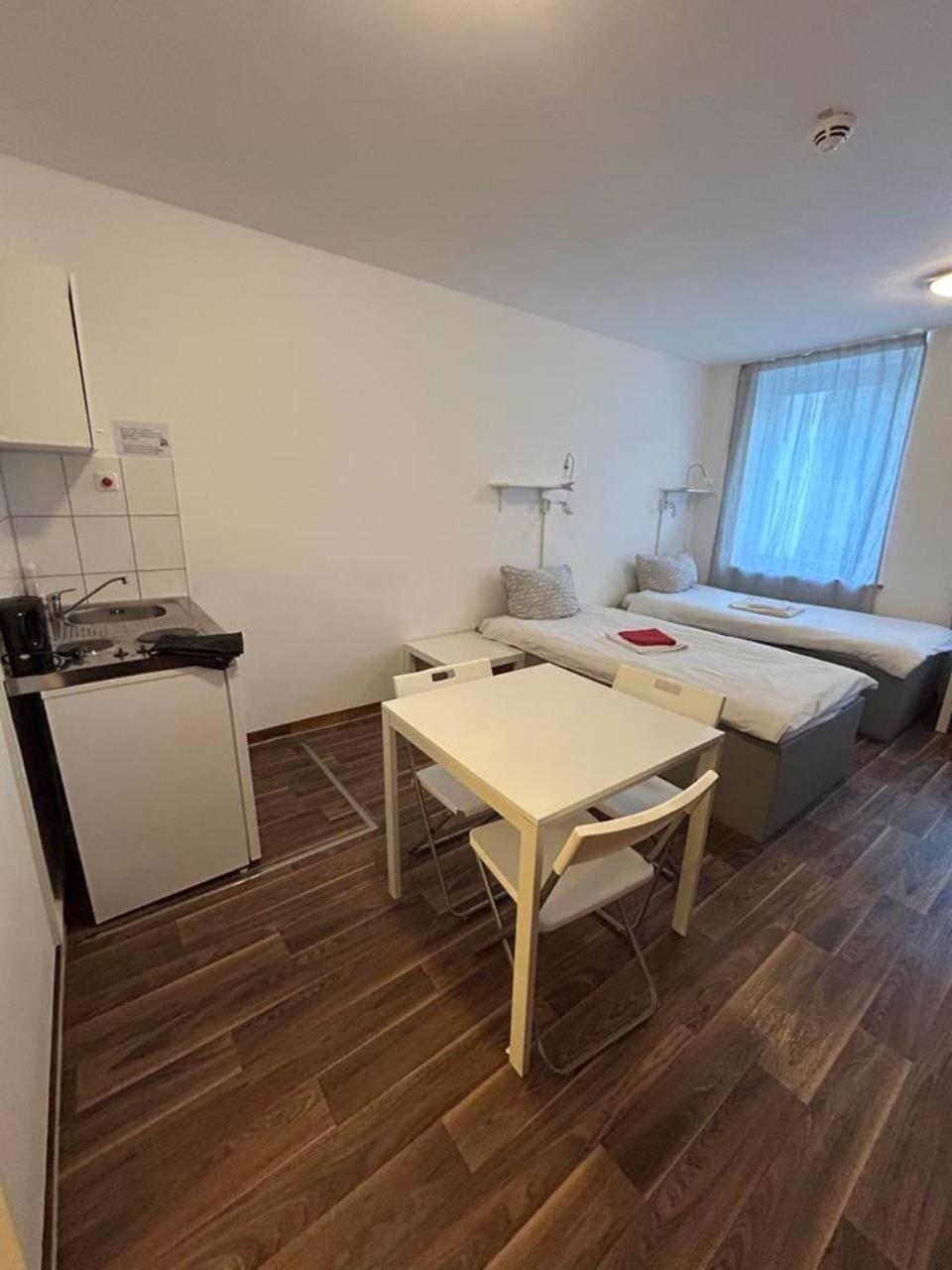 Budget Station Aparthostel Apartment *