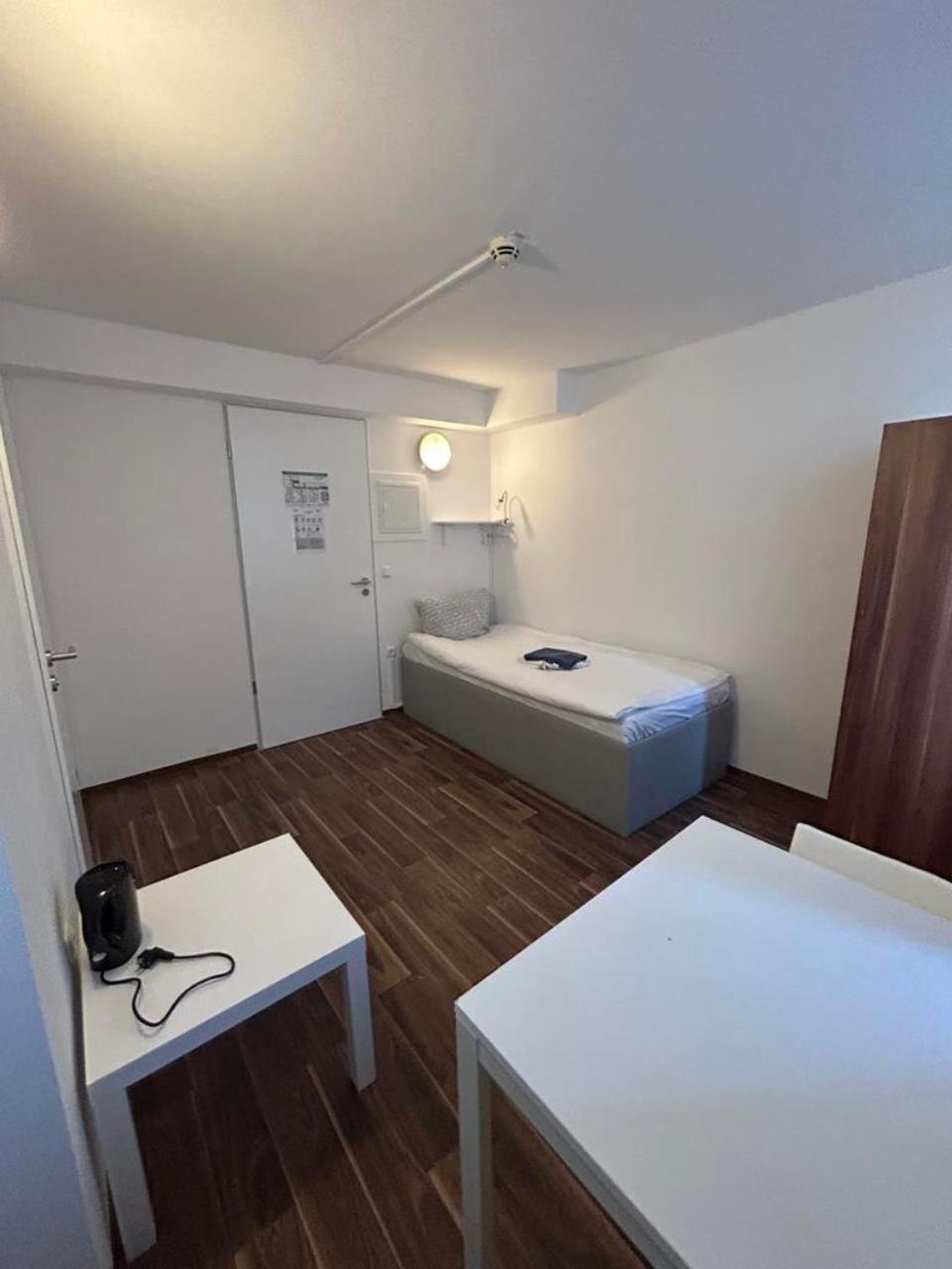 Apartment Budget Station Aparthostel *
