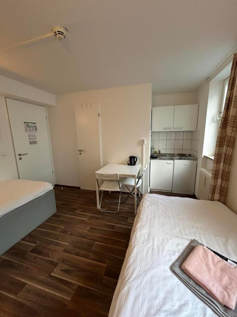 Apartment Budget Station Aparthostel München